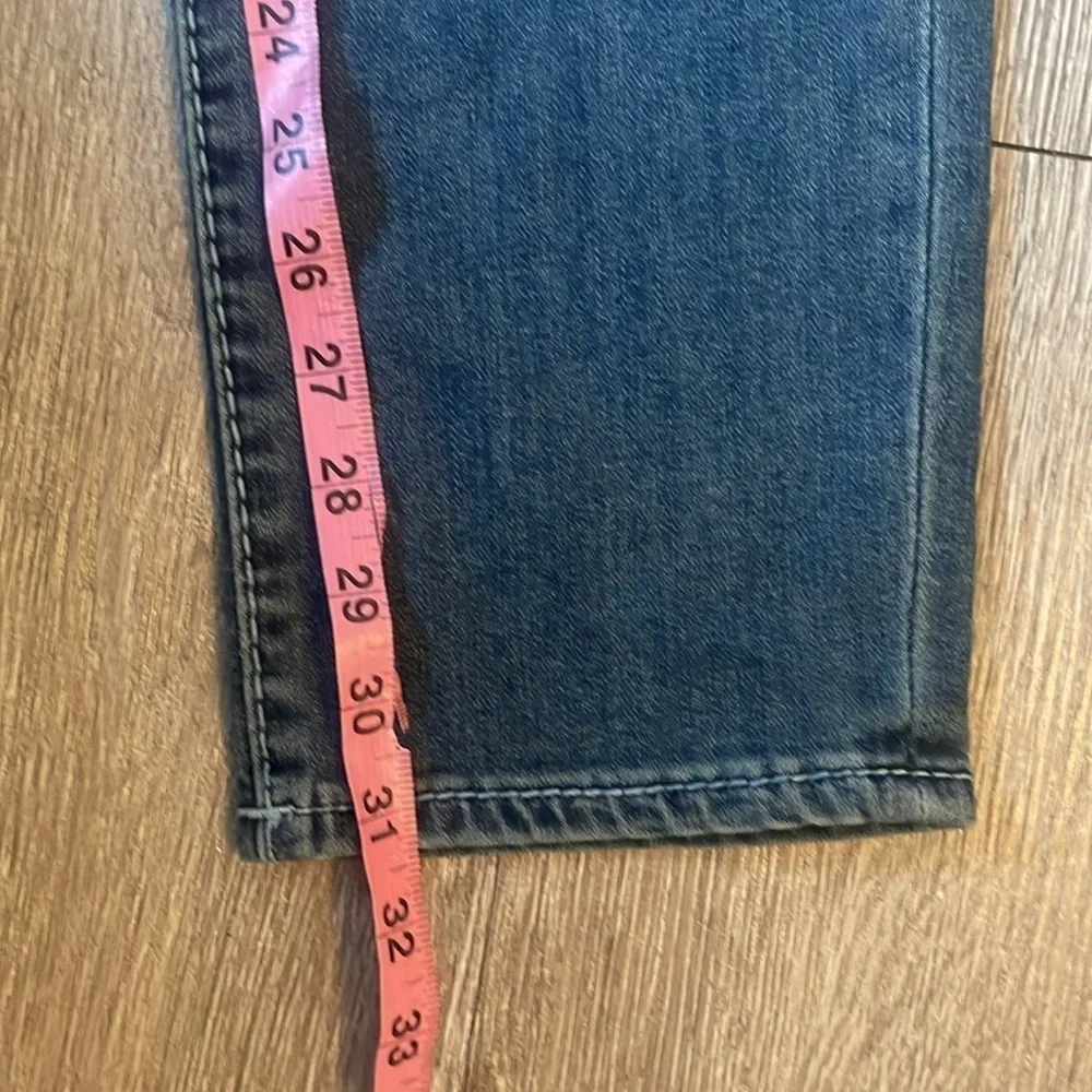 True Religion Rocco Relaxed Skinny Jean, men’s size 31 medium blue denim